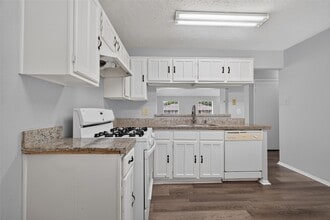 Building Photo - 2403 Autumn Springs Ln