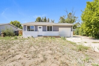 Building Photo - 209 21st Ave Ct
