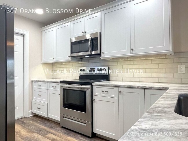 Foto del edificio - Cozy Townhome available in Winter Haven