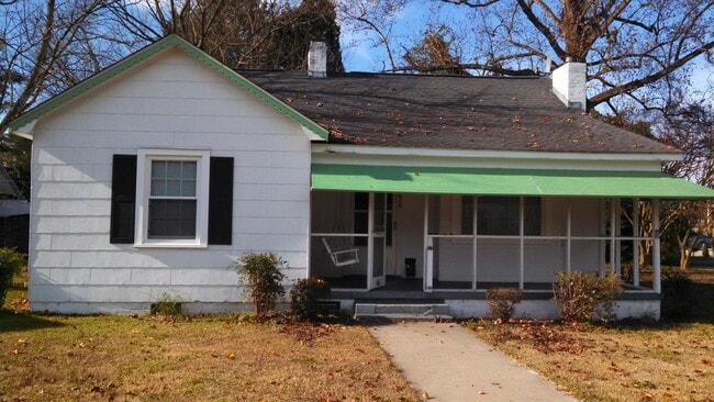 Building Photo - 606 Mac Nair St