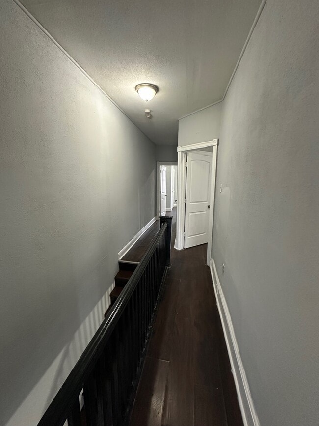 Foto del edificio - 1948 E Monmouth St