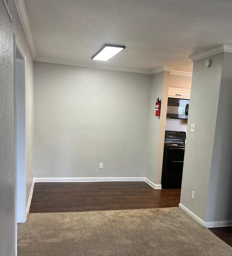 Building Photo - 9255 W Sam Houston Pkwy S