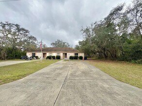 Building Photo - 3228 Courtney Dr