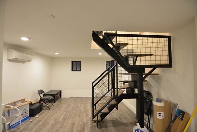 Foto del edificio - 77 Weirfield St