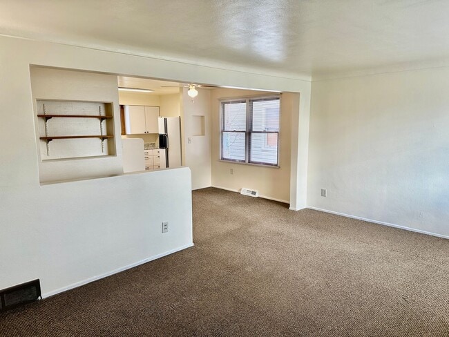 Building Photo - 1701 E Olympic Ave