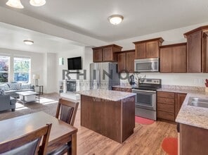 Building Photo - 1544 S 840 W