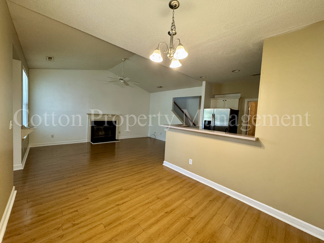 Foto del edificio - 3BD/2.5BA Welcome to Greenway Village loca...