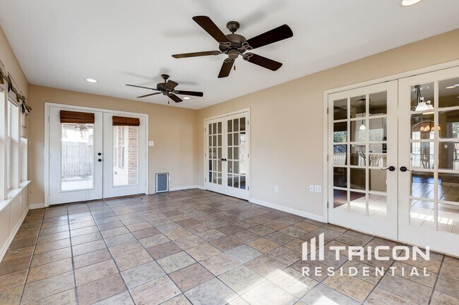 Foto del edificio - 10509 Melrose Ln
