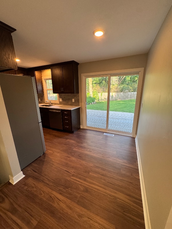 Building Photo - 10919 Woody Ln NW