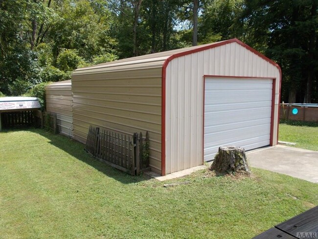 Building Photo - Brick Ranch in Oxford Heights Subdivision