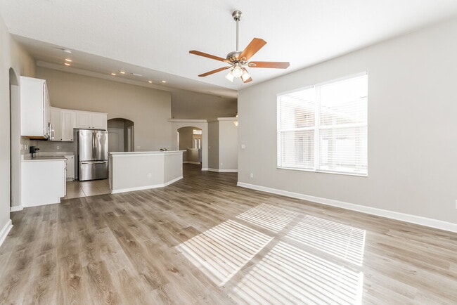 Building Photo - 2882 Southern Pines Loop