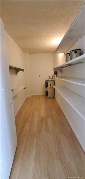 Foto del edificio - 14830 Naranja Lakes Blvd
