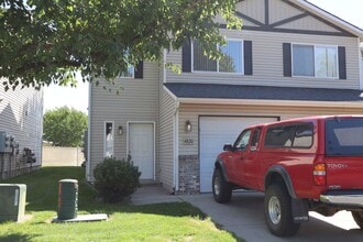 Building Photo - 4820 N Orchid Ln