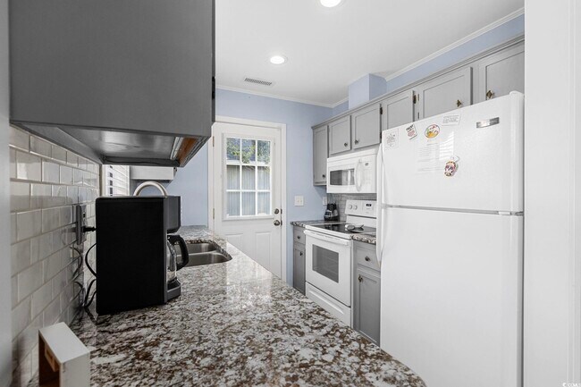 Foto del edificio - 9506 Knights Ct