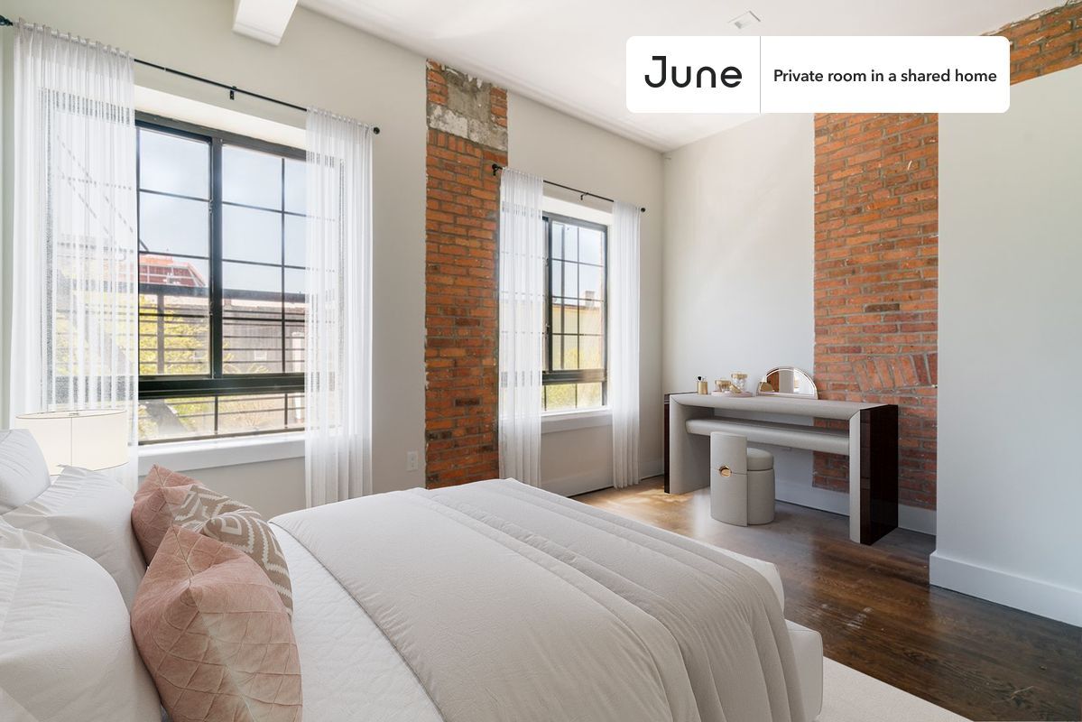 Private bedroom in 4 bed/2 bath Home - Private bedroom in 4 bed/2 bath Home