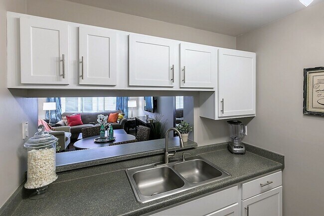 Foto del edificio - Southwind Village