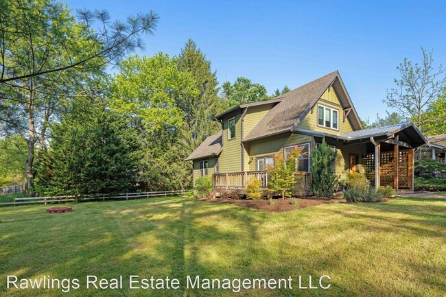Building Photo - 3 br, 2.5 bath House - 18 Sunnyside Lane