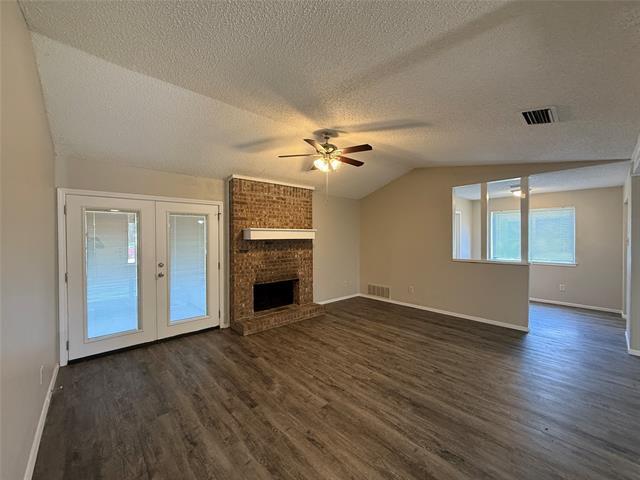 Foto del edificio - 814 Villa Ridge Dr