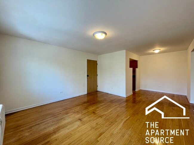 Foto del edificio - 6002 N Kenmore Ave