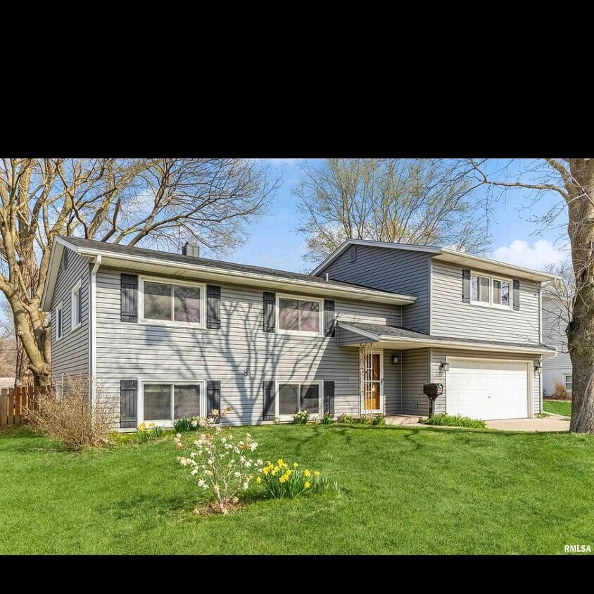 Foto principal - 4204 Warren St
