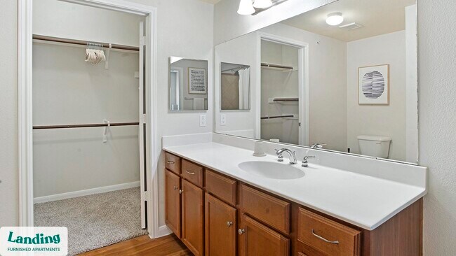 Foto del edificio - 625 E Stassney Ln