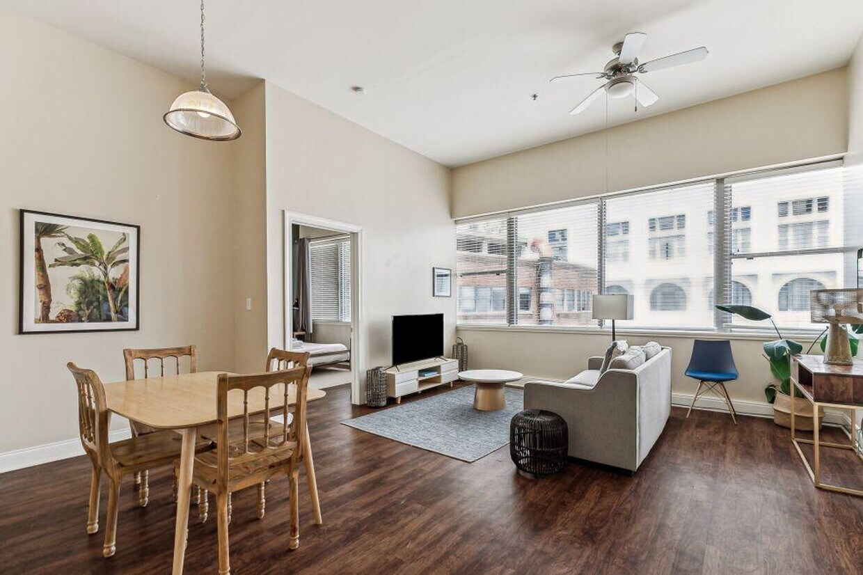 Foto principal - 925 Common St