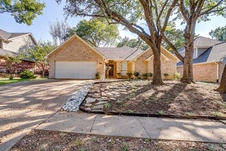 Building Photo - 2149 Steeplewood Dr