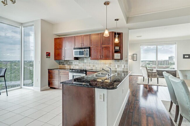Foto del edificio - 3333 Allen Pkwy