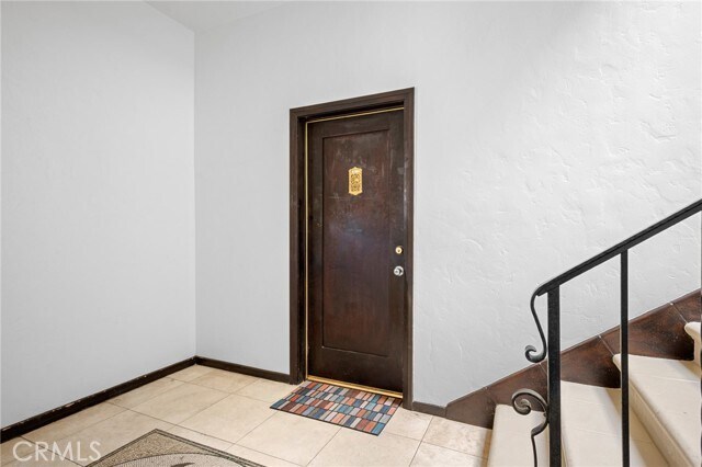 Building Photo - 216 E Windsor Rd