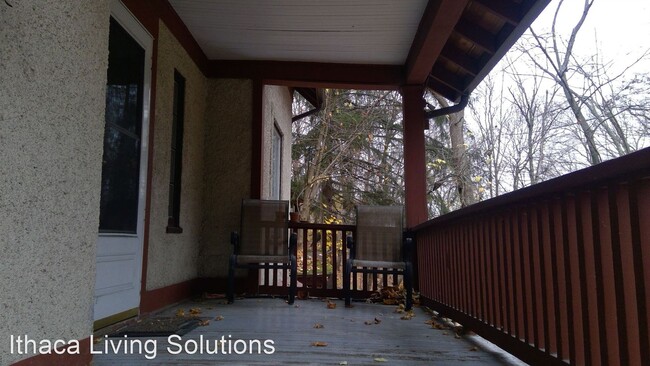 4 br, 1.5 bath House - 119 Thurston Ave photo'