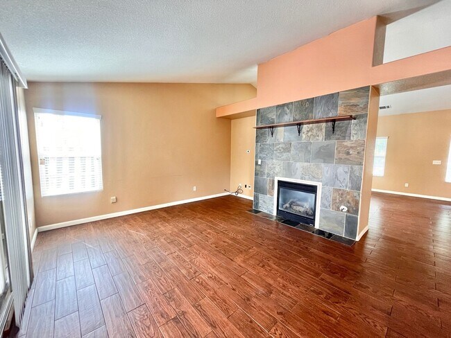 Building Photo - Charming 4-Bedroom, 2-Bath Home on a Corne...