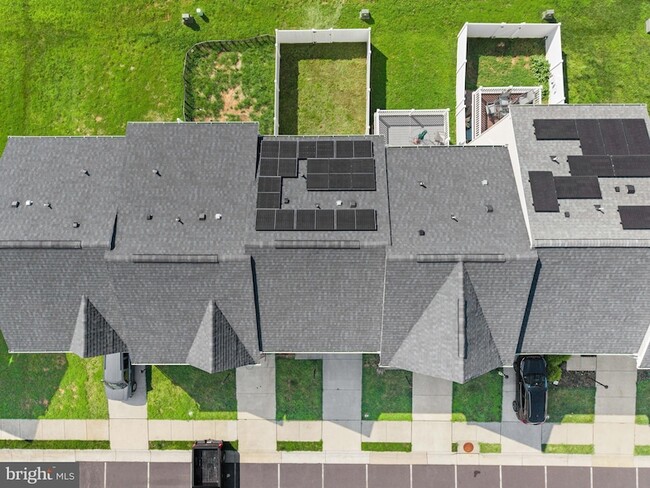 Building Photo - 36084 Fawn Ln