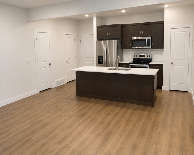 Building Photo - 1561 E 320 S
