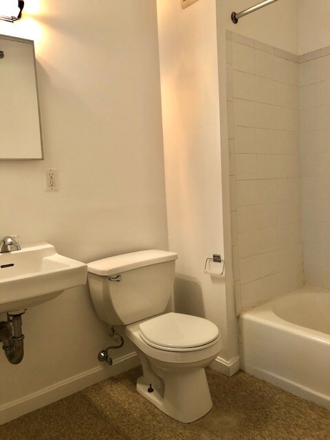 Foto del edificio - 1061 Beacon St
