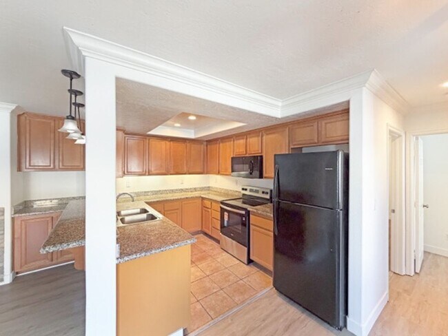 Foto del edificio - SD: Bright 2BD/1BA Condo in City Heights with Private Patio, Wall A/C & Reserved Parking
