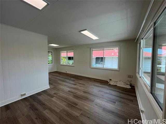 Building Photo - 1341 Ekaha Ave