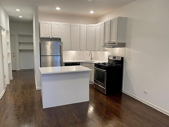 Foto del edificio - 2246 N Magnolia Ave