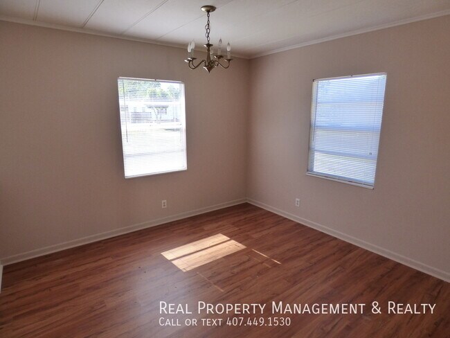 Foto del edificio - Nice 3 BR / 1 BA Home In Casselberry's Col...