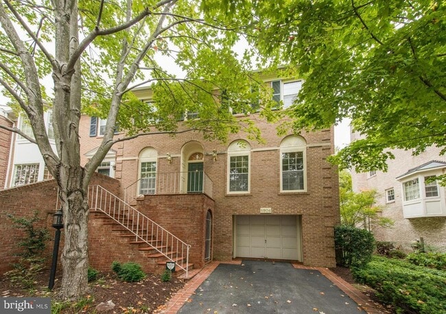 Photo - 8904 Barrowgate Ct (Potomac, MD) Townhome
