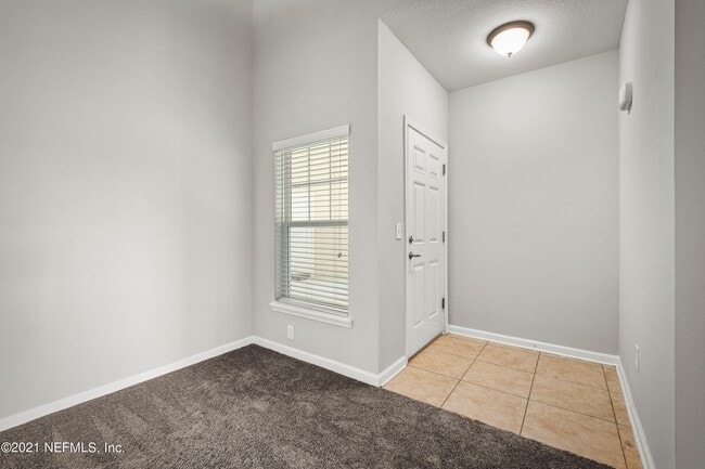 Foto del edificio - 4920 Key Lime Dr
