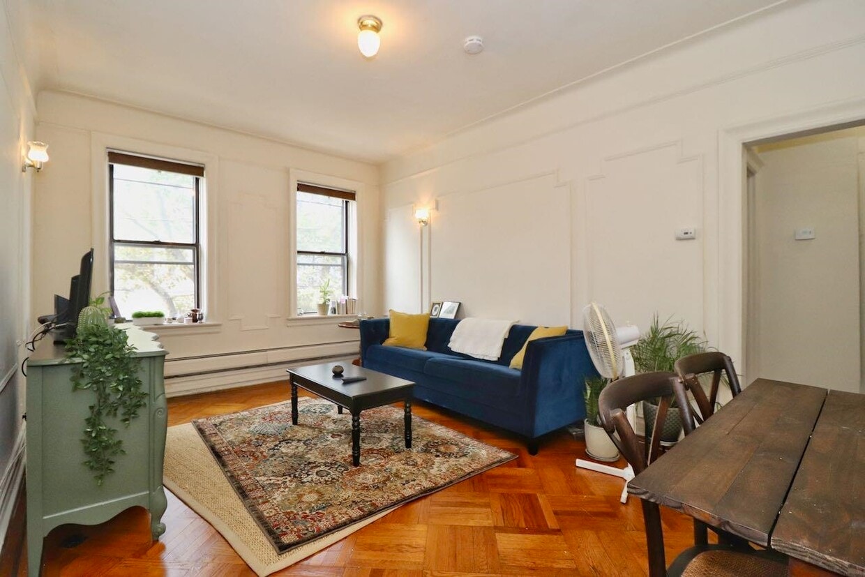 334 Ogden Ave, Jersey City, NJ 07307 House Rental in Jersey City, NJ