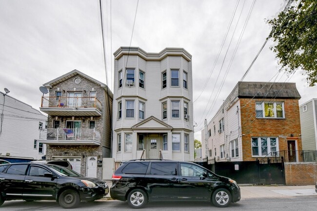 Foto del edificio - 200 Nunda Ave