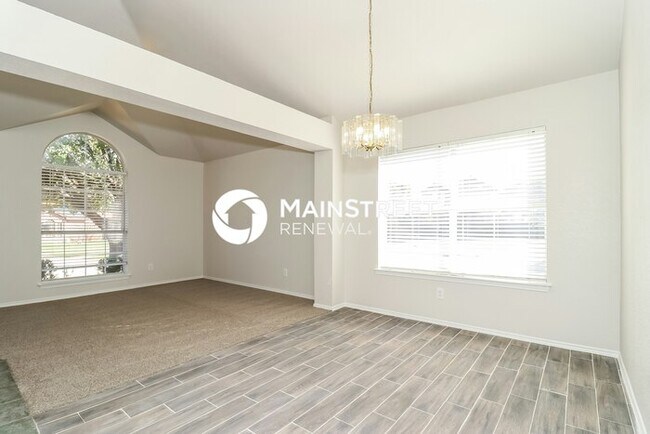 Building Photo - 3 Bedroom Pet-Friendly Home in Cedar Hill, TX with Main Street Renewal