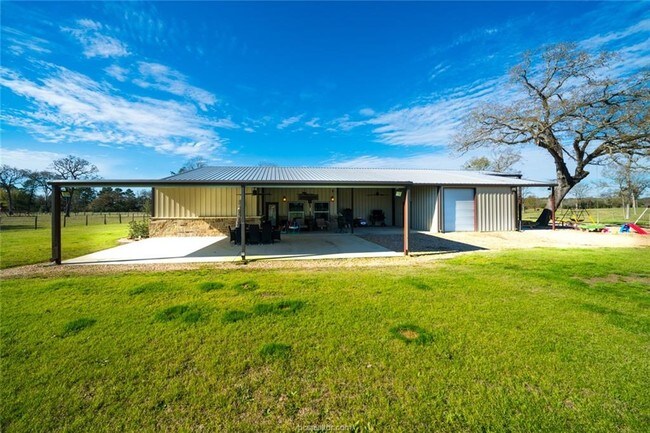 Foto del edificio - 7797 Old Reliance Rd