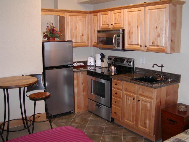 Building Photo - 2669 Canyons Resort Dr