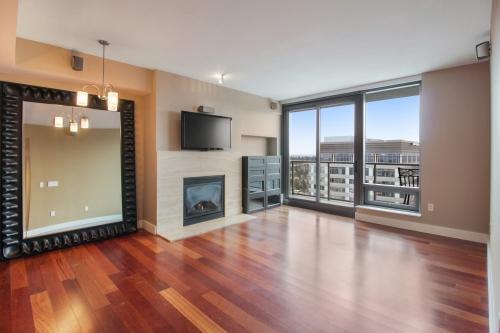 Building Photo - 2 bedroom in Bellevue WA 98004