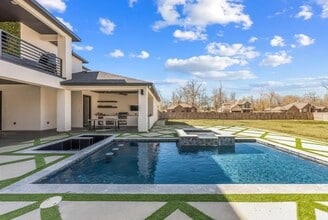 Building Photo - 13 Rd 660