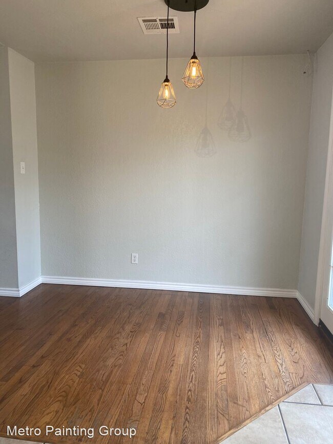 Foto del edificio - 3 br, 1.5 bath House - 3804 NW Columbia