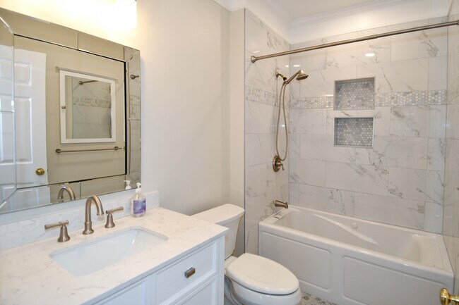 Foto del edificio - 11322 Westbrook Mill Ln