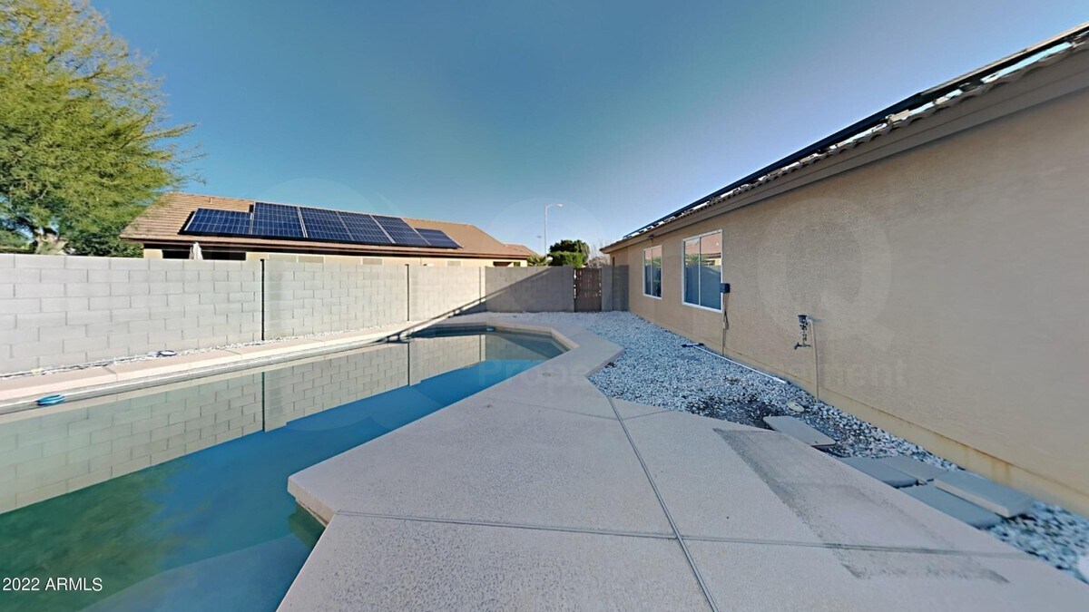 Foto del edificio - 8647 W Monona Ln